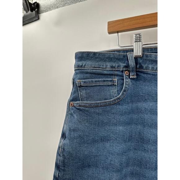 American Eagle Stretch Mom Jean Solid Blue Stretch Denim Size 18 Regular - Picture 8 of 12